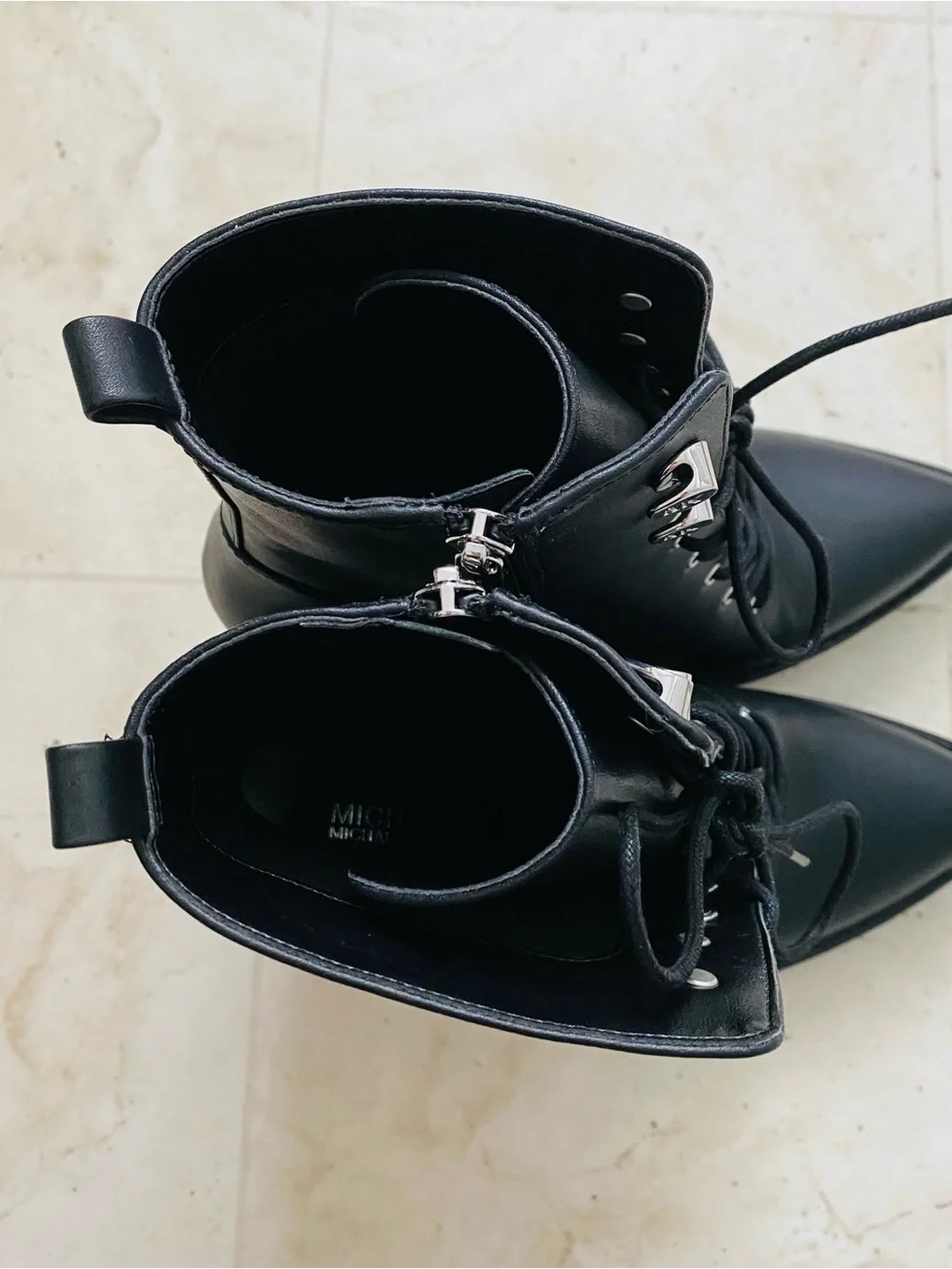 $295 NWOT Michael Kors Black Leather Kyle Lace-up Pointed Toe Edgy Ankle Boots 7